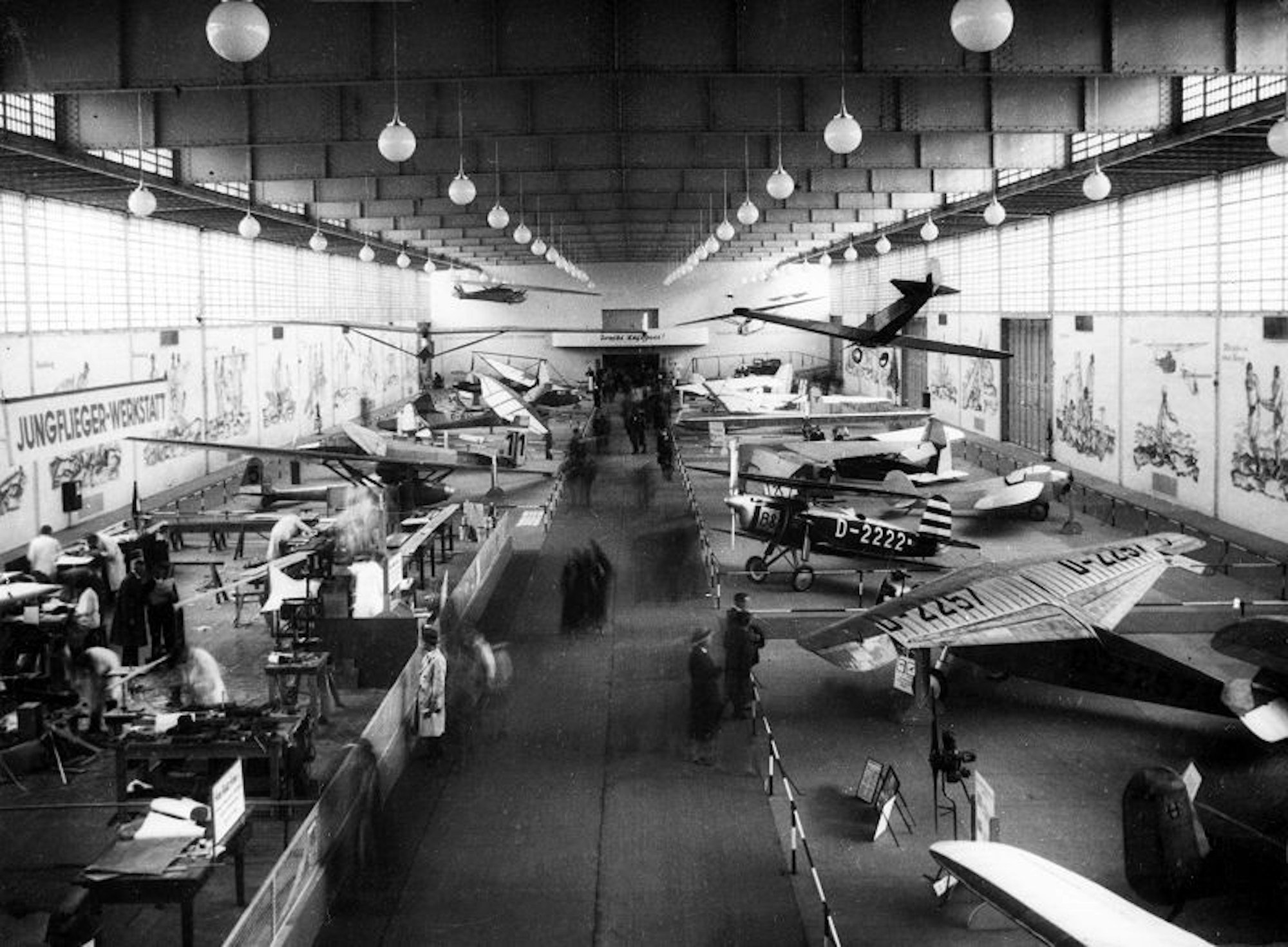 Historisches Foto der ILA 1932: Sportliche Aspekte des Fliegens