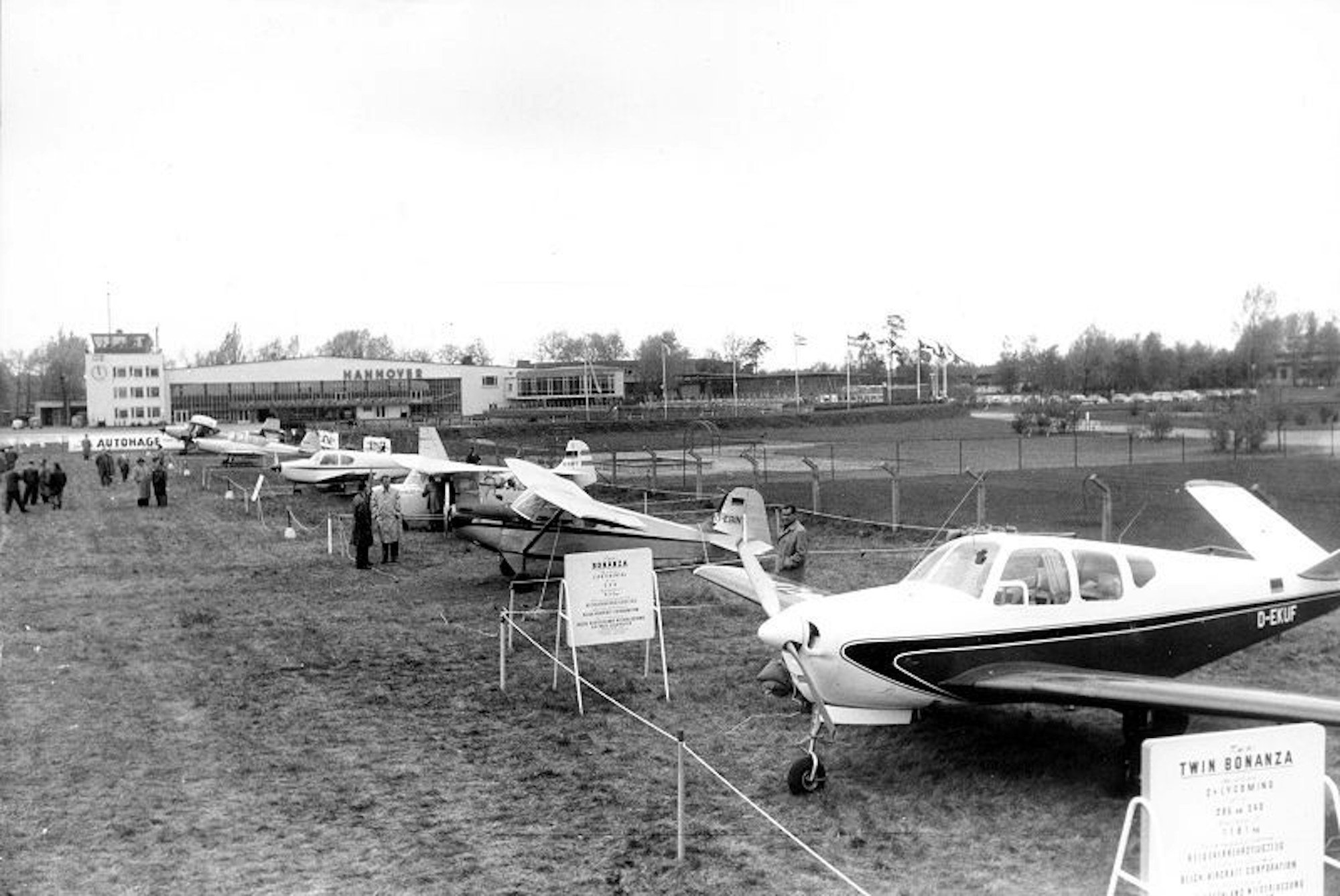 Historisches Foto der ILA 1957: Neuanfang in Hannover-Langenhagen