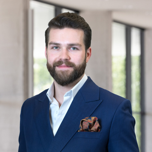 Gino Thiel, Head of Sales & Exhibition